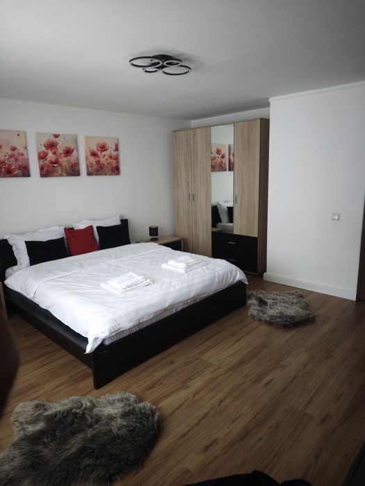Apartament 2 camere de închiriat Zona Iulius Mall