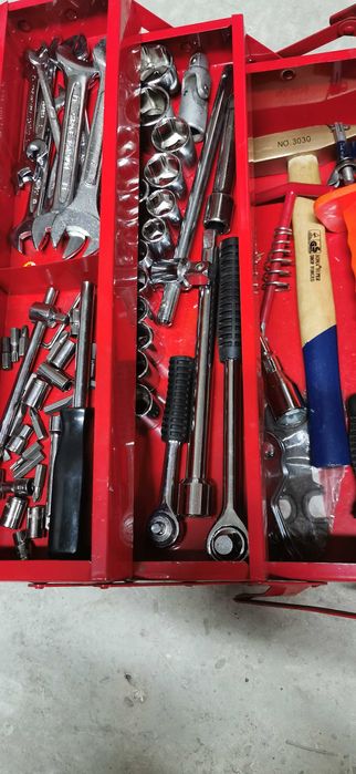 Trusă de scule NOUA profesională complet echipată – cutie metalică