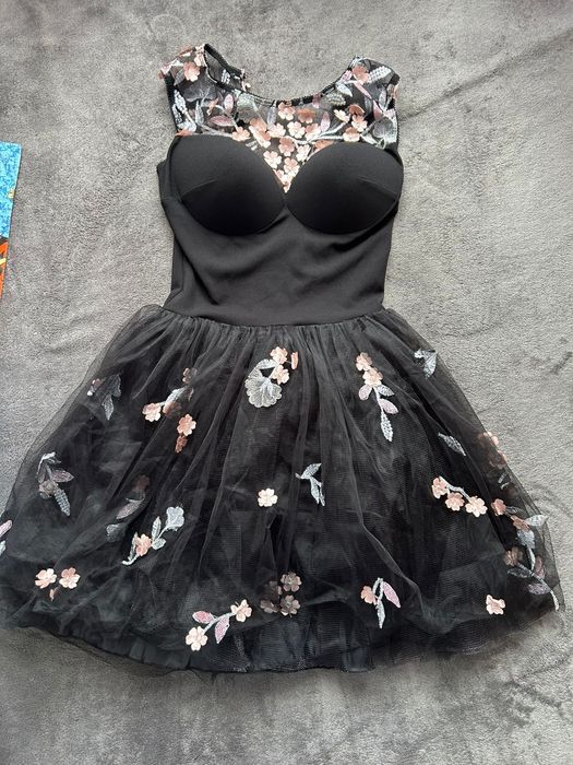 Rochii S-M-rasp la cerere