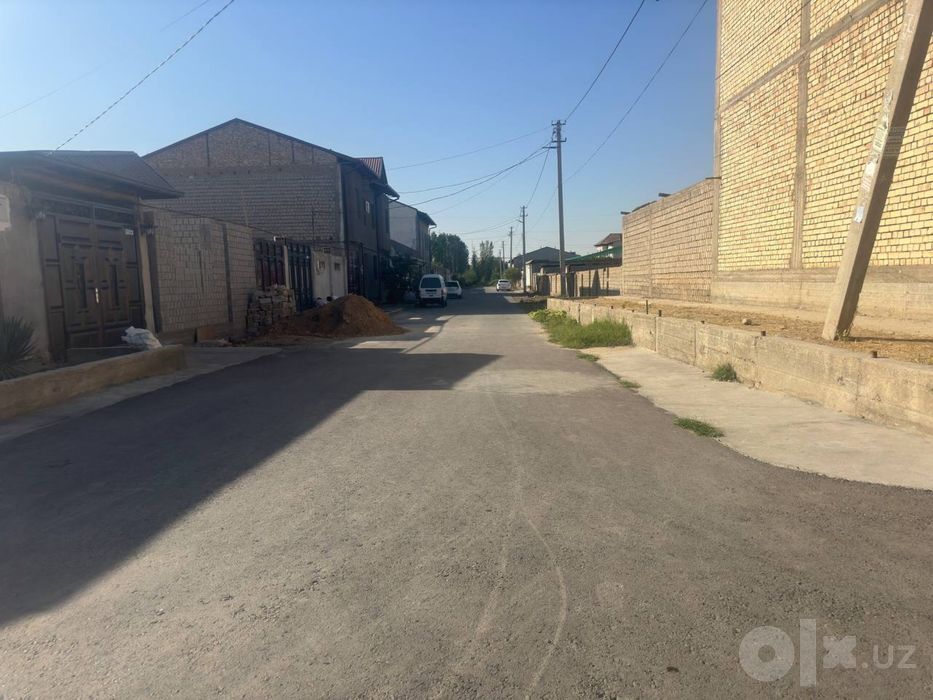 сотилади уй 4.2сот  2этаж 339.кв уй