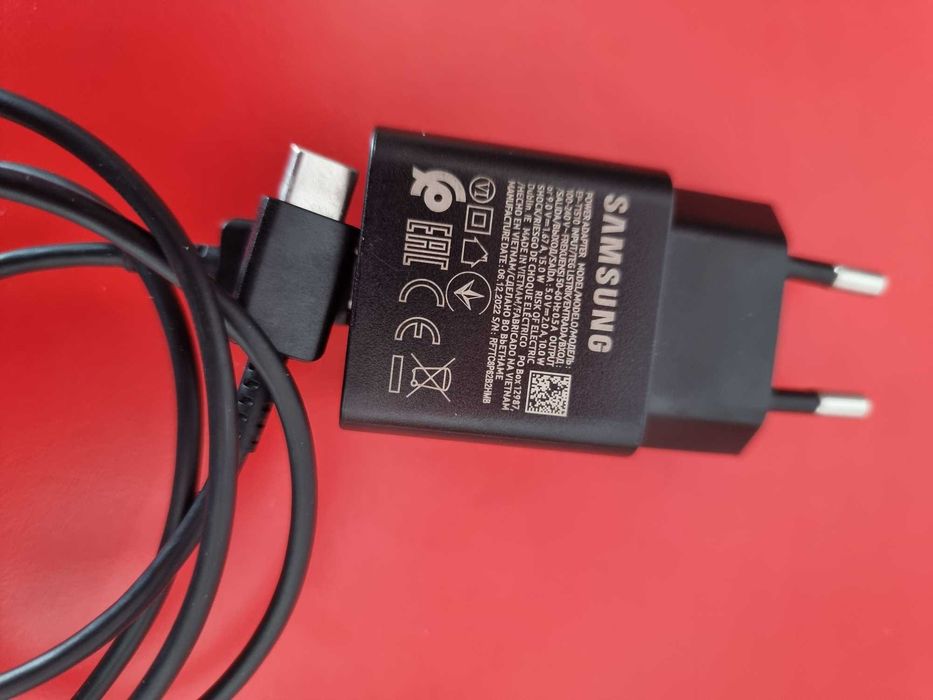 Vand incarcator si cablu samsung