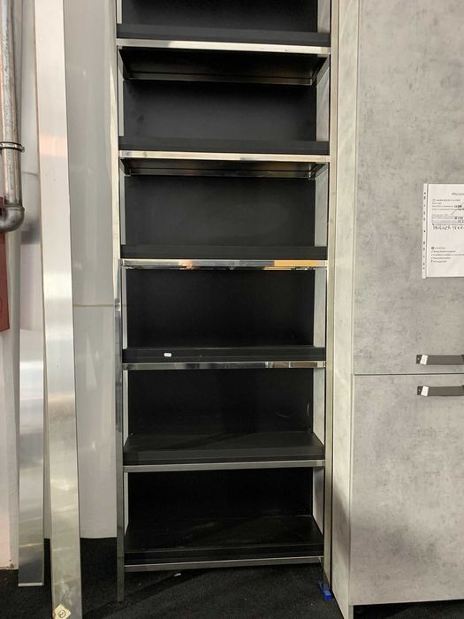 Etajere cu cadru metalic diferite modele