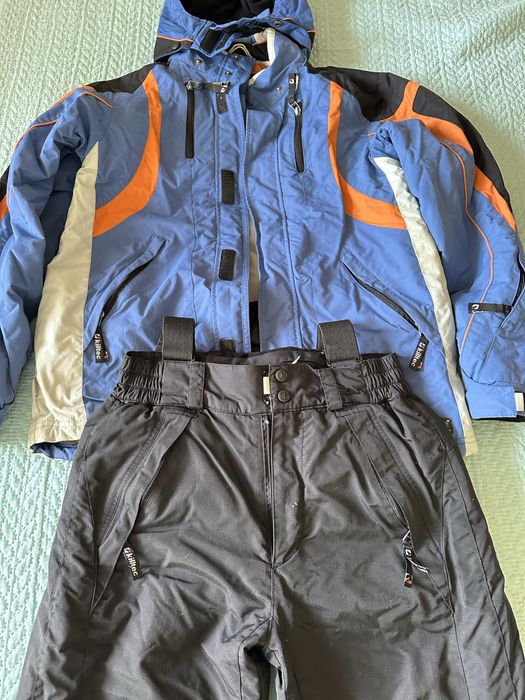 Продавам грейка за ски Killtec-99 лв яке и панталон ръст 176