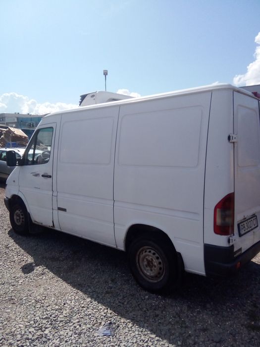 Мерцедес спринтер 211 cdi хладилен