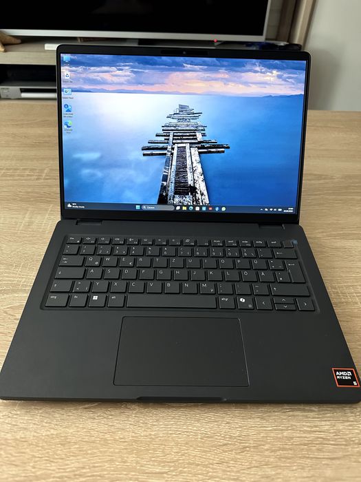 NOU !! Laptop Dell Pro 14, AMD Ryzen 5 220, 16GB RAM, 512GB SSD, 14.0" FHD+