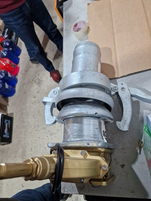 Robinet vidanja 6 toli flansa în ambele părți cu ieșire cupla mos baba