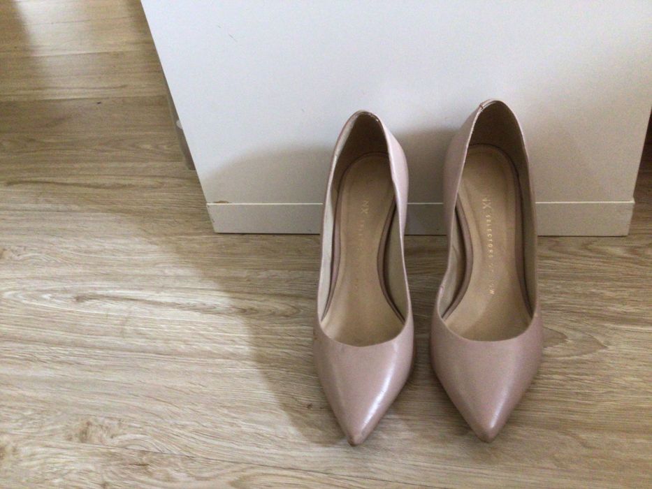 Продам кожаные туфли 37 размер