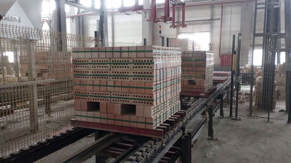 Кирпич 150 марки с завода (гарантия на качество)