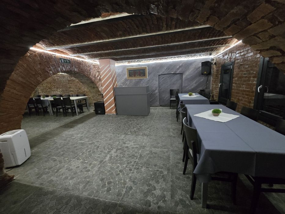 Se inchiriaza afacere la cheie Crama Party Privat