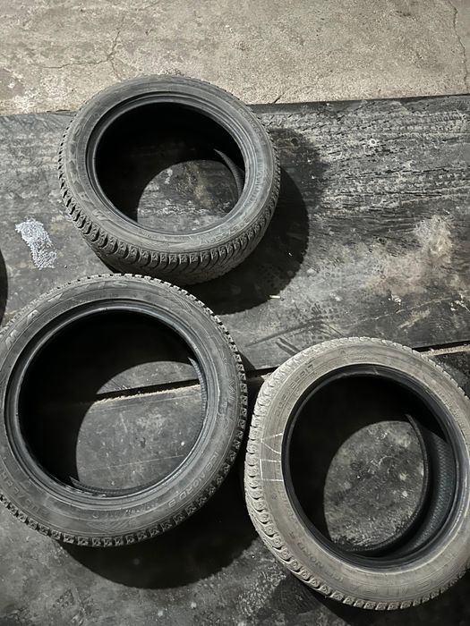 Продам ЗИМНИЕ шины в нормальном состоянии