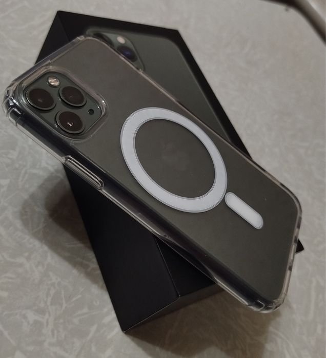 Iphone 11 pro sotiladi.