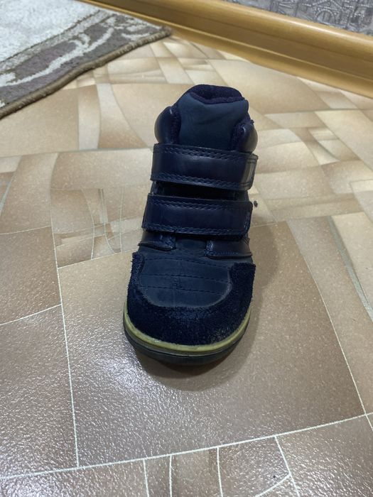 Детские ботинки