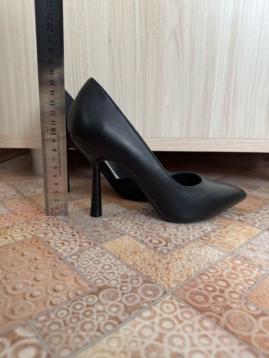 Туфли черные кожзам.