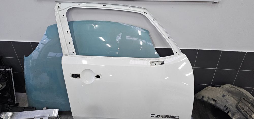 Usa dr fata jeep renegatu