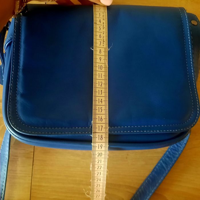 Кожена дамска чанта