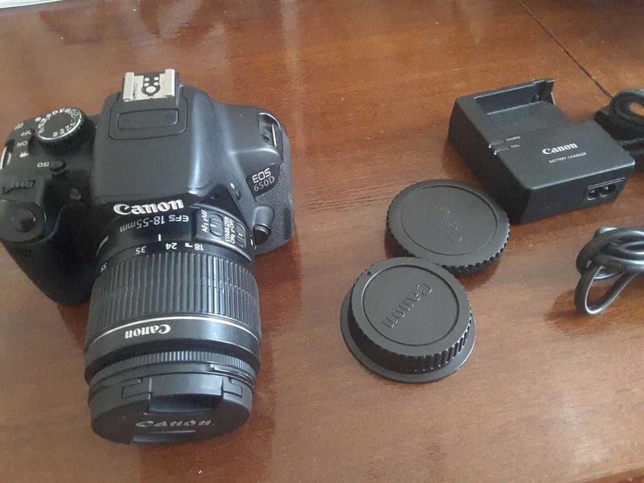 Фотоаппарат Canon 650Д + Объектив 18-55 is II