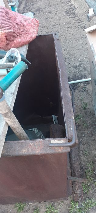 Продам мусорный бак