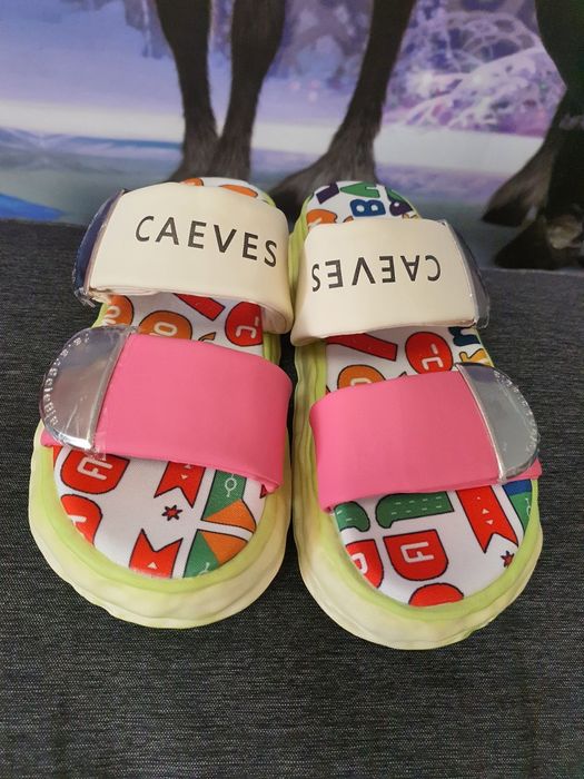 Красиви дамски чехли