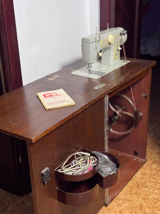 Швейная машинка Мальва