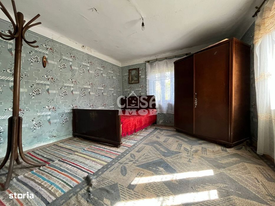 Casa la Doicesti cu teren de 1300 mp, livada si acces rapid catre Targ