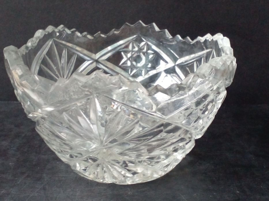 Хрустальная и другая посуда