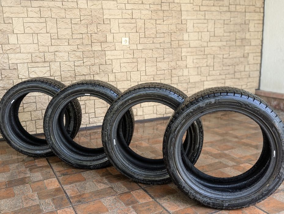 Шины зимние 245/45 R18
