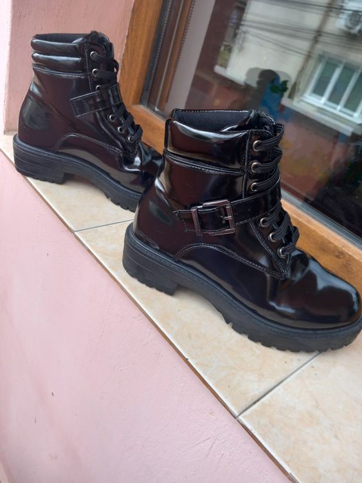 Дамски боти номер 36