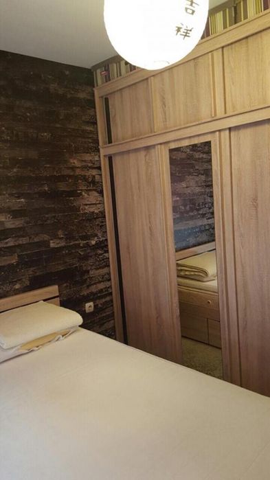 Дава се под наем Тристаен апартамент в София, Хладилника - 82 кв.м за 800 € - Снимка #7