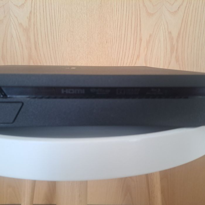 Playstation 4 slim + 50 игри