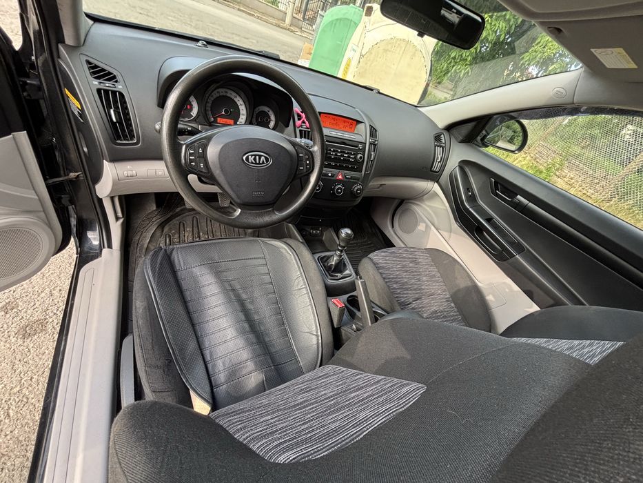 Продавам Kia Pro ceed