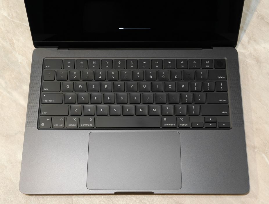 MacBook Pro 14 M3PRO 36/1TB 8 циклов