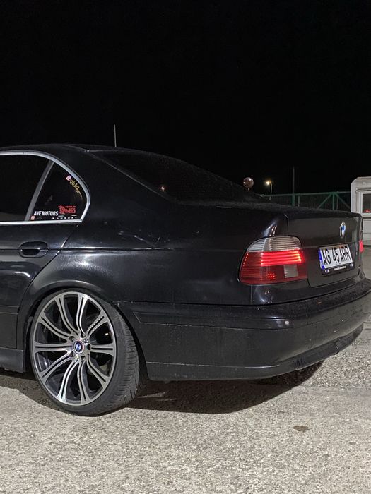BMW 5 Series 2000 — imagine 5