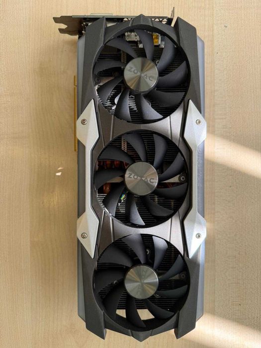Placa video ZOTAC GeForce GTX 1080 Ti AMP! Edition 11GB