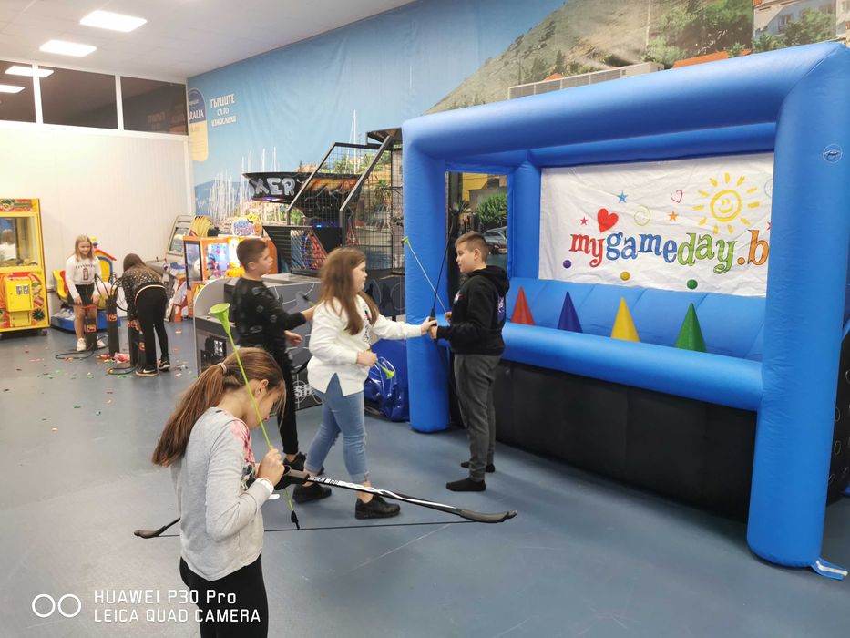 Под нсем Стрелба с лък - атракция въздушно стрелбище