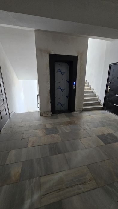 Нов. 3.4.10лифт Рудакий 68м2 72000$