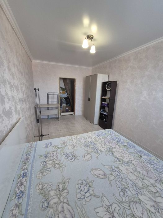 Продаю 2-х ком КВ 8 мкр