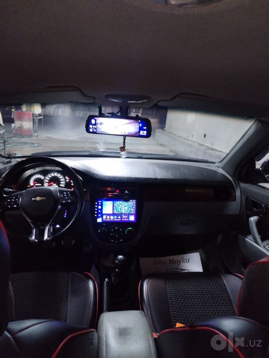 Продам машину Lacetti переделана в Gentra