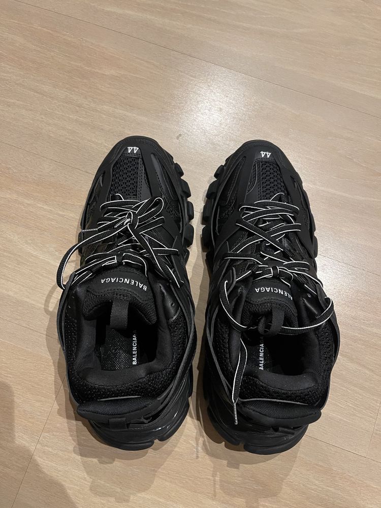 Balenciaga Track 44 гр. София Център • OLX.bg