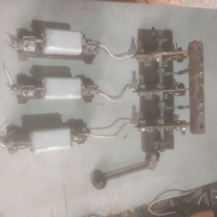 Продам рубильник