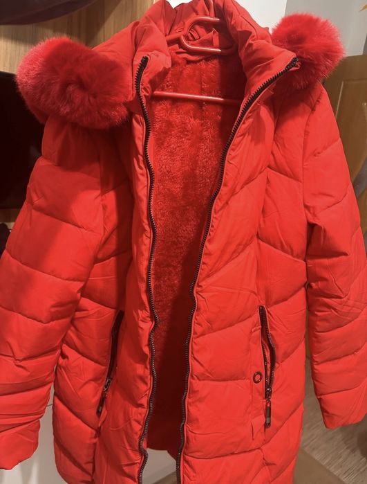 Geacă nouă cu blană