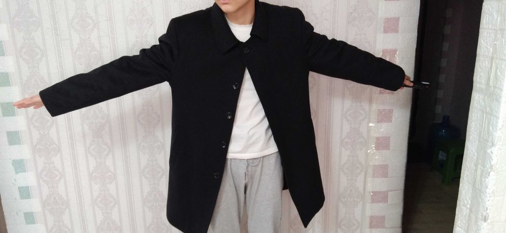 Продается бу пальто мужское размер 48