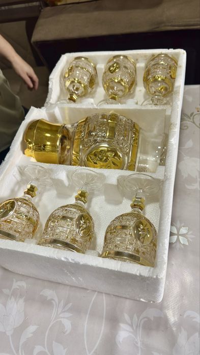 Chinni idish vazalar