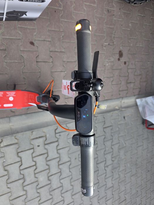 NOU Trotineta Segway Ninebot E2 plus 2 , 2026