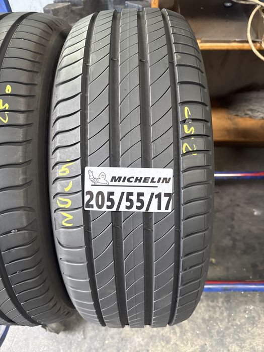 205/55/17 Michelin