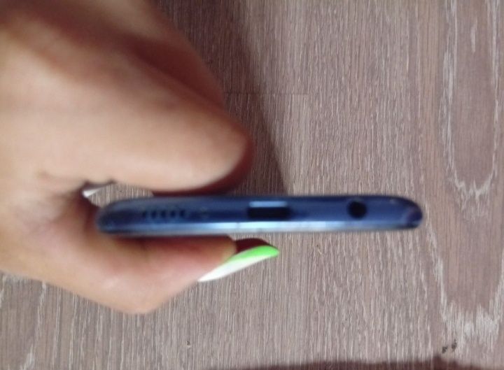 Samsung Galaxy 0405Fn/ds pentru piese