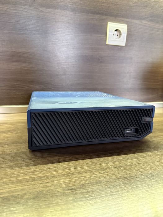 Xbox One Forza Edition LIMITED EDITION  1TB