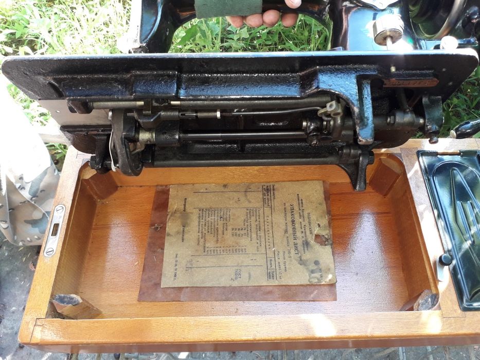 Срочно продам швейные машинки