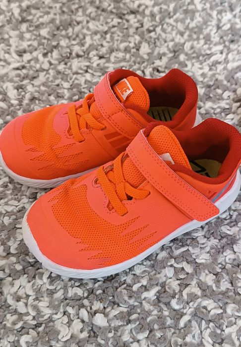 Pantofi Nike 25 ( 15,5 cm )