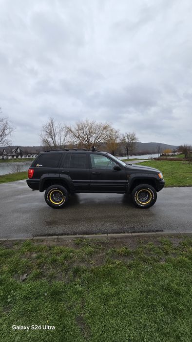 Grand cherokee autoutilitara 4locuri  2.7