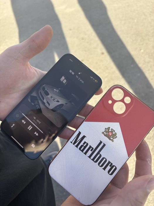 Айфон 13, продам